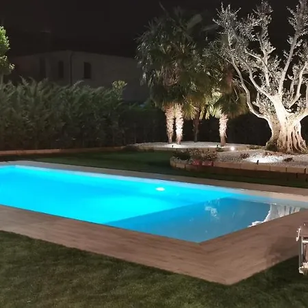 Con Piscina 8 Posti 4 * Castelbaldo